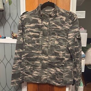 Kensie Jean camo jacket size L